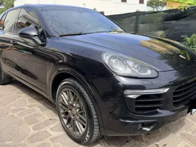 Usata Porsche Cayenne Platinum Edition 250 CV (183 kW) 2016 SUV