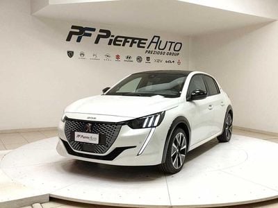 Usata Peugeot e-208 GT 56 kW (77 CV) 2022 Bianco Utilitaria