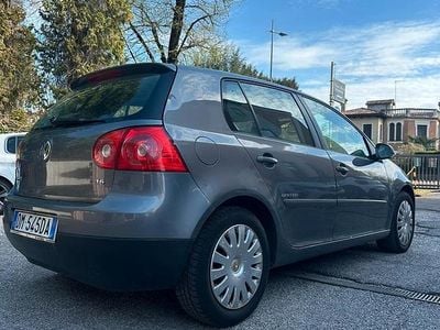 Usata VW Golf VI United 101 CV (74 kW) 2008 Grigio Utilitaria