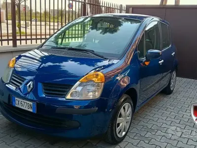 Usata Renault Modus 86 CV (63 kW) 2005 Blu Monovolume