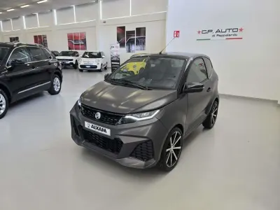 Nuova Aixam City GTO 2026 Grigio opaco Berlina