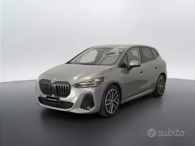 Usata BMW 218 Active Tourer M Sport 150 CV (110 kW) 2023 Grigio fumo met. Monovolume