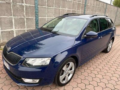 usata Skoda Octavia WAGON 2.0 TDI CR AMBITION 150CV DSG TETTO PANORAMI