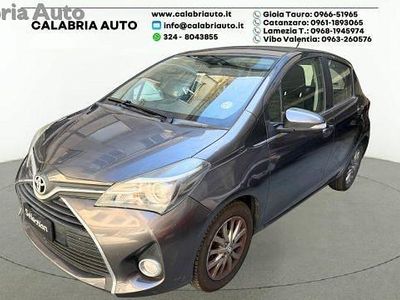 Usata Toyota Yaris Lounge 2016 Grigio scuro
