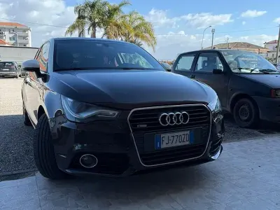 Usata Audi A1 S-Line 90 CV (66 kW) 2011 Marrone Utilitaria