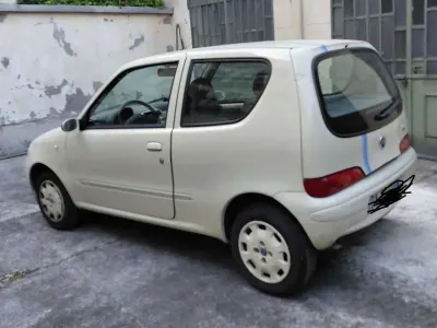 Usata Fiat 600 Anniversary 54 CV (39 kW) 2006 Beige Utilitaria