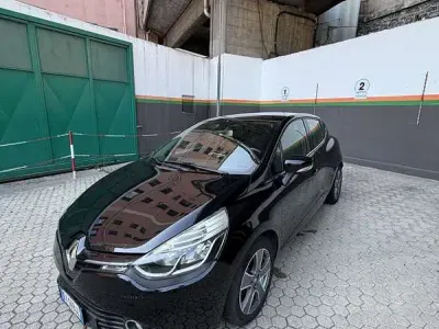 Usata Renault Clio IV 75 CV (55 kW) 2014 Nero Berlina