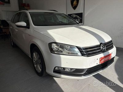 Usata VW Passat Comfortline 149 CV (109 kW) 2012 Bianco Station wagon