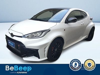 Usata Toyota Yaris 280 CV (205 kW) 2025 Bianco Utilitaria