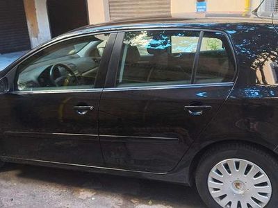 Usata VW Golf VI Comfortline 102 CV (75 kW) 2008 Nero Utilitaria