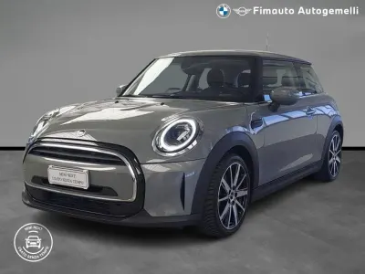 Usata Mini ONE Classic 102 CV (75 kW) 2022 Grigio / metallizzato Utilitaria