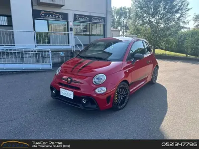 Usata Abarth 695 Competizione 179 CV (131 kW) 2024 Rosso Utilitaria