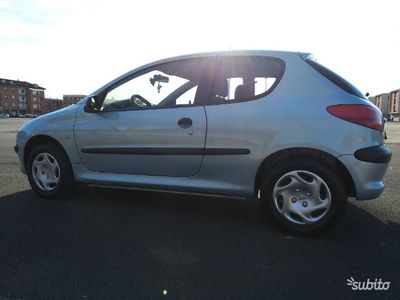 usado Peugeot 206 - 2.0 Anno 2002