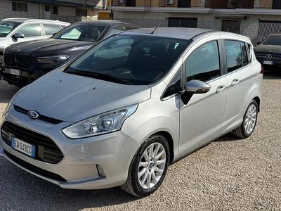 Usata Ford B-MAX Titanium 95 CV (69 kW) 2014 Argento Monovolume