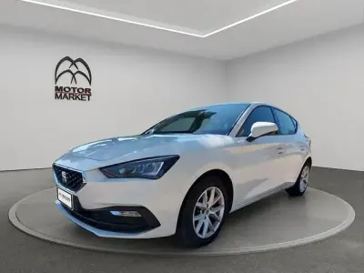 Usata Seat Leon Style 130 CV (95 kW) 2022 Bianco Berlina