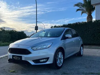 Usata Ford Focus Business Edition 120 CV (88 kW) 2015 Grigio Berlina