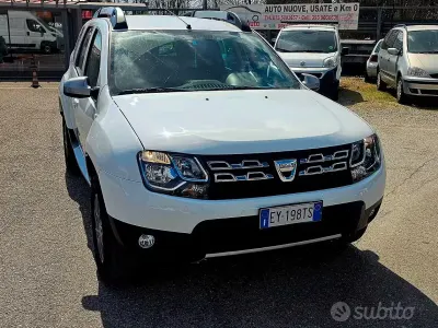 Usata Dacia Duster Ambiance 101 CV (74 kW) 2015 Bianco SUV