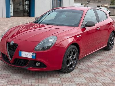 Usata Alfa Romeo Giulietta Super 175 CV (128 kW) 2016 Rosso Utilitaria