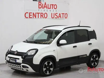 Begagnad Fiat Panda Cross Cross 70 HK (51 kW) 2024 Vit Halvkombi