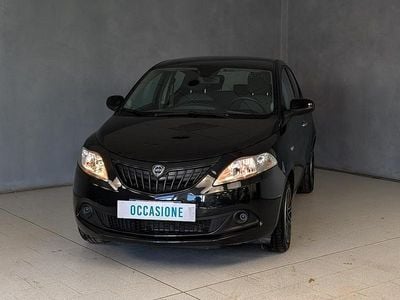 Usata Lancia Ypsilon Silver 70 CV (51 kW) 2023 Nero Utilitaria