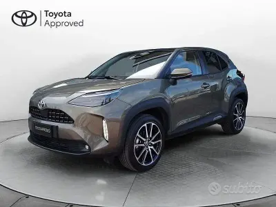 Usata Toyota Yaris Cross Lounge 116 CV (85 kW) 2022 Bronzo SUV
