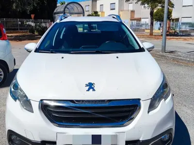 Usata Peugeot 2008 99 CV (72 kW) 2016 Bianco SUV