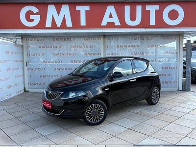 Usata Lancia Ypsilon 69 CV (50 kW) 2023 Nero Utilitaria