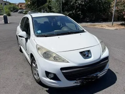 Usata Peugeot 207 75 CV (55 kW) 2010 Bianco Berlina