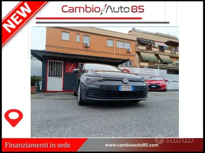 Usata VW Golf VIII Life 110 CV (80 kW) 2020 Grigio Berlina