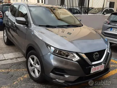 Usata Nissan Qashqai 116 CV (85 kW) 2020 Grigio SUV