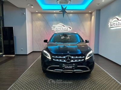 Usata Mercedes GLA200 Premium 136 CV (100 kW) 2018 Blu/azzurro SUV