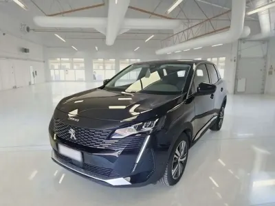 Usata Peugeot 3008 Allure 131 CV (96 kW) 2022 Nero SUV