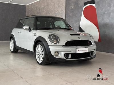 Usata Mini Cooper SD 143 CV (105 kW) 2011 Nero Utilitaria