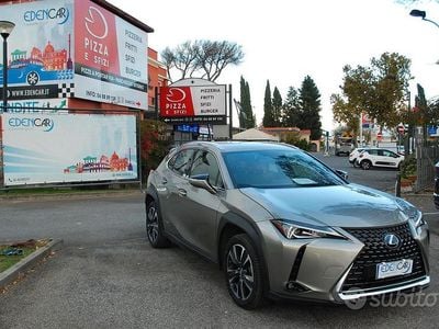 Usata Lexus UX 250h Sport Line 2022 Nero SUV