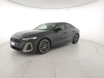 Usata Audi A5 S-Line 204 CV (150 kW) 2025 Grigio magnete Berlina
