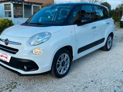 Usata Fiat 500L Lounge 120 CV (88 kW) 2021 Bianco Monovolume