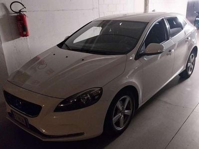 Usata Volvo V40 Kinetic 114 CV (83 kW) 2015 Bianco Station wagon