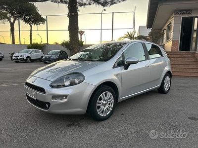 Usata Fiat Punto 75 CV (55 kW) 2013 Grigio Utilitaria