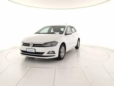 Usata VW Polo Comfortline 95 CV (69 kW) 2019 0q pure white Utilitaria