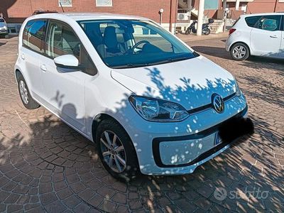 Usata VW up! 65 CV (47 kW) 2021 Bianco Utilitaria