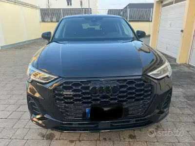 Usata Audi Q3 Sportback Black Edition 150 CV (110 kW) 2021 Nero SUV