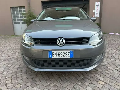 Usata VW Polo Highline 90 CV (66 kW) 2013 Grigio Utilitaria
