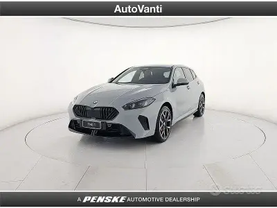 Nuova BMW 118 M Sport 150 CV (110 kW) 2026 Grigio Utilitaria