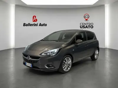 Usado Opel Corsa 90 CV (66 kW) 2015 Gris Utilitario
