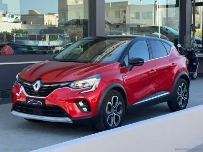 Usata Renault Captur Intens 91 CV (66 kW) 2021 Rosso SUV