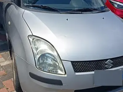Usata Suzuki Swift 92 CV (67 kW) 2006 Grigio Utilitaria