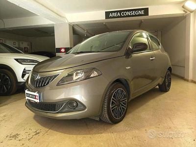 Usata Lancia Ypsilon Gold 70 CV (51 kW) 2023 Other Utilitaria