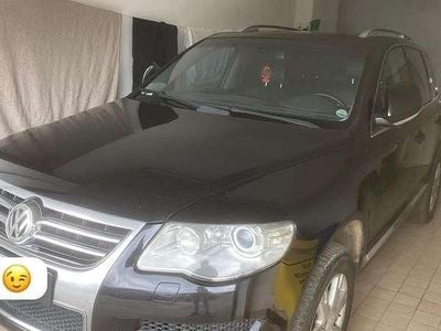 Usata VW Touareg Style 174 CV (127 kW) 2008 Nero SUV