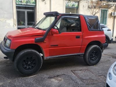 Usata Suzuki Vitara 75 CV (55 kW) 1990 Rosso SUV