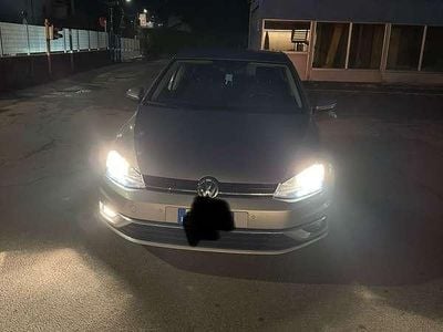 Usata VW Golf VII Business 116 CV (85 kW) 2019 Argento Berlina